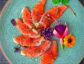 Cách làm sashimi cá hồi ngon, hấp dẫn tại nhà